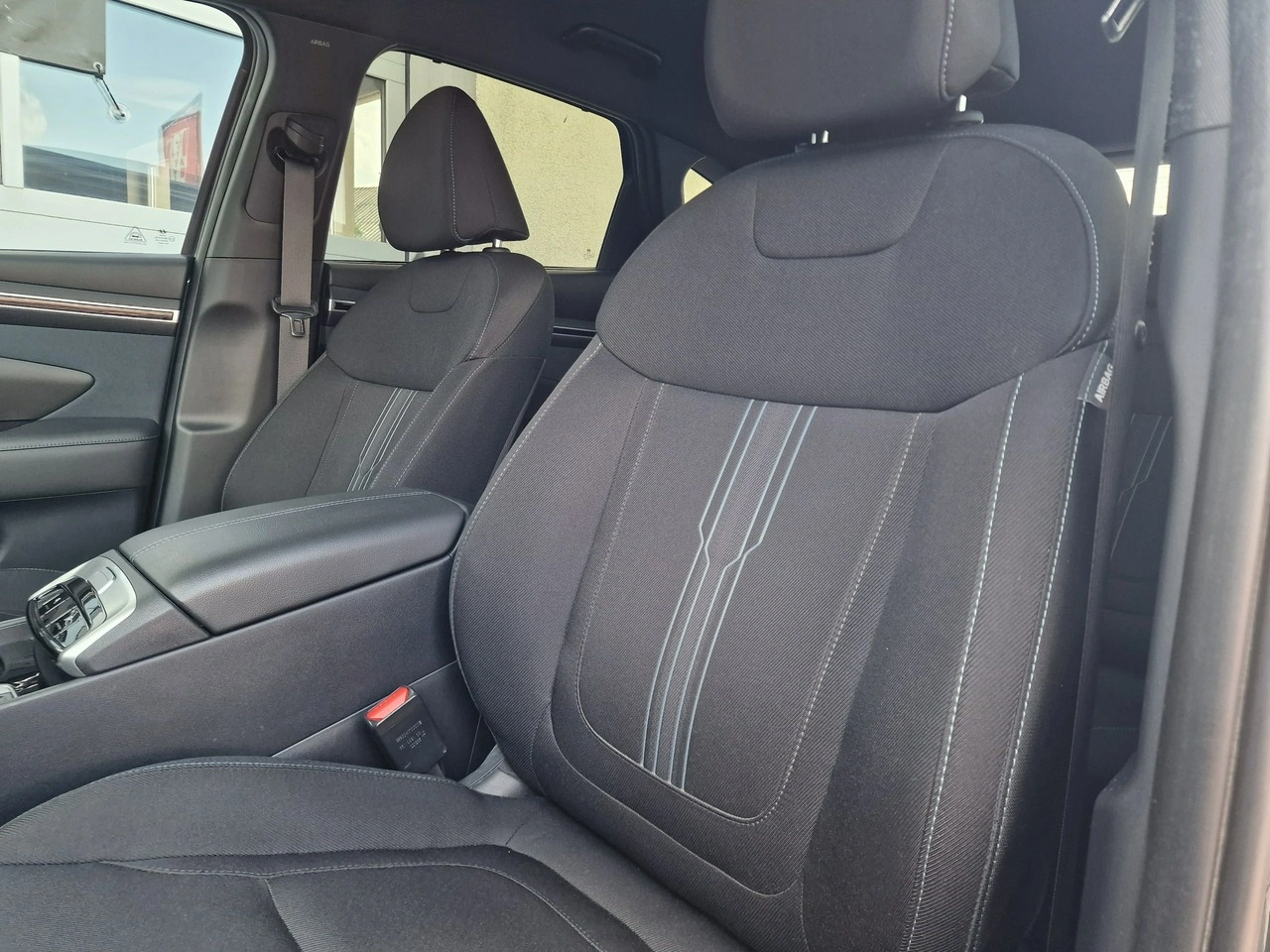 Hyundai Tucson - Zdjęcie 18