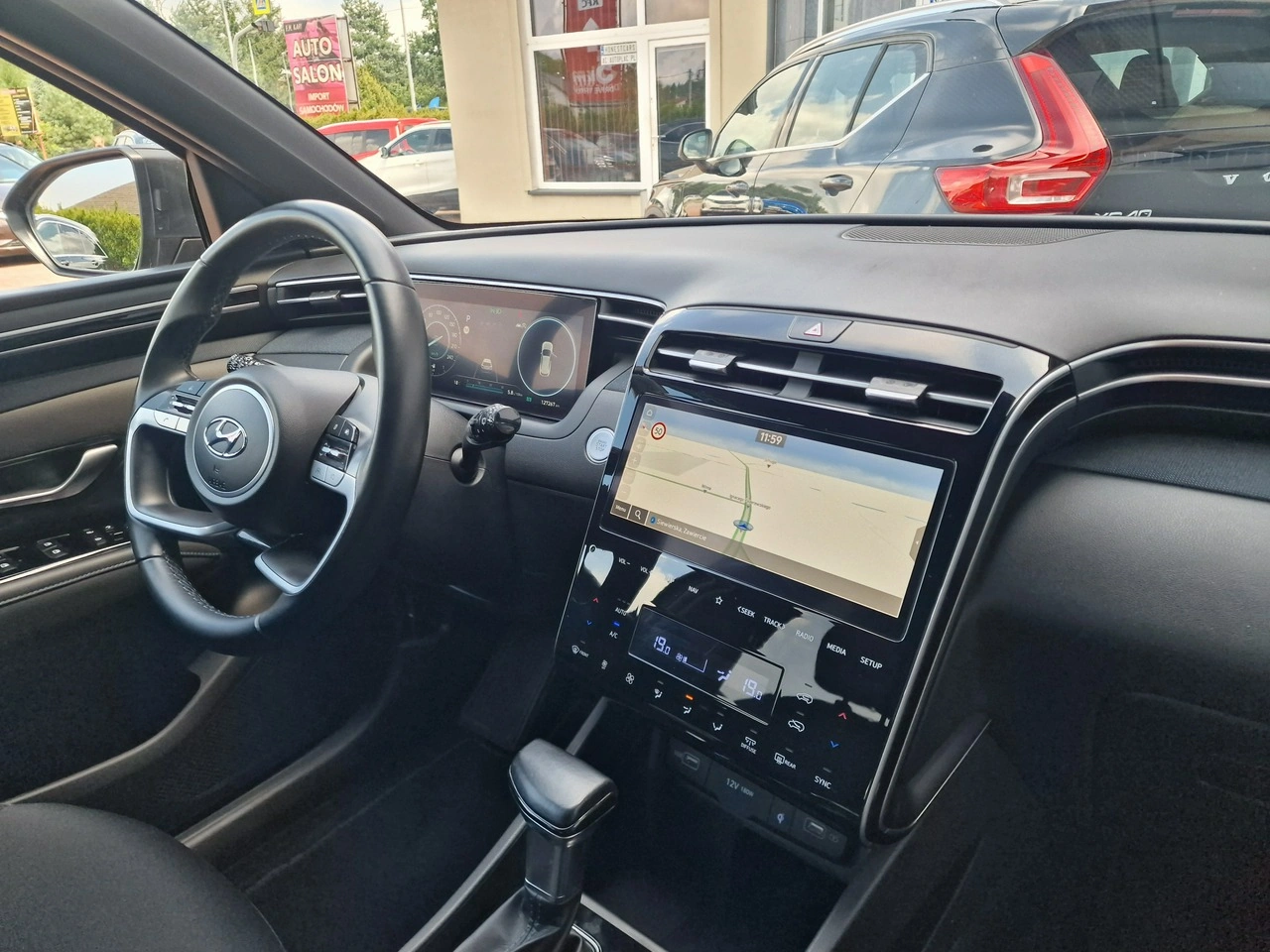 Hyundai Tucson - Zdjęcie 23