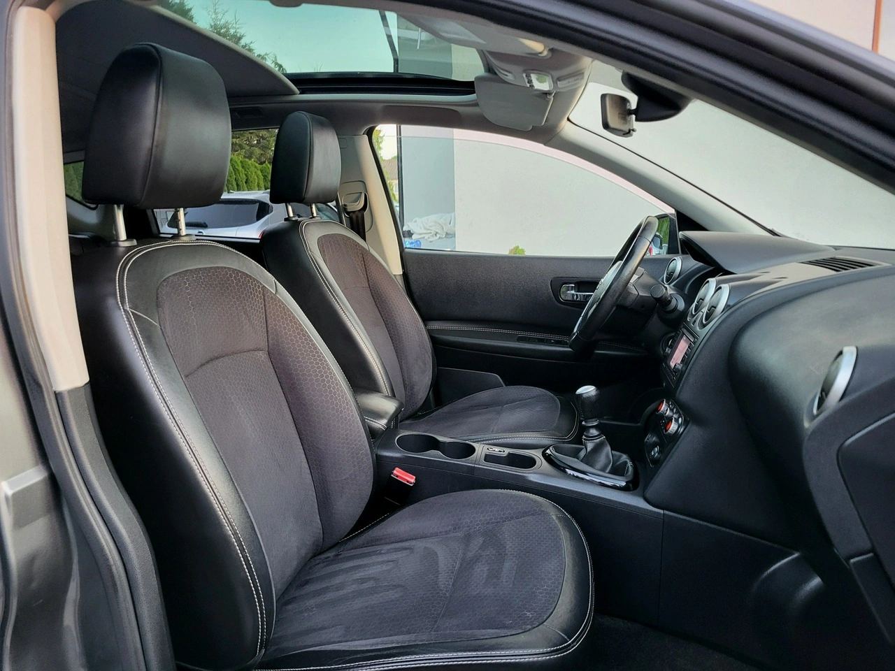 Nissan Qashqai - Zdjęcie 10