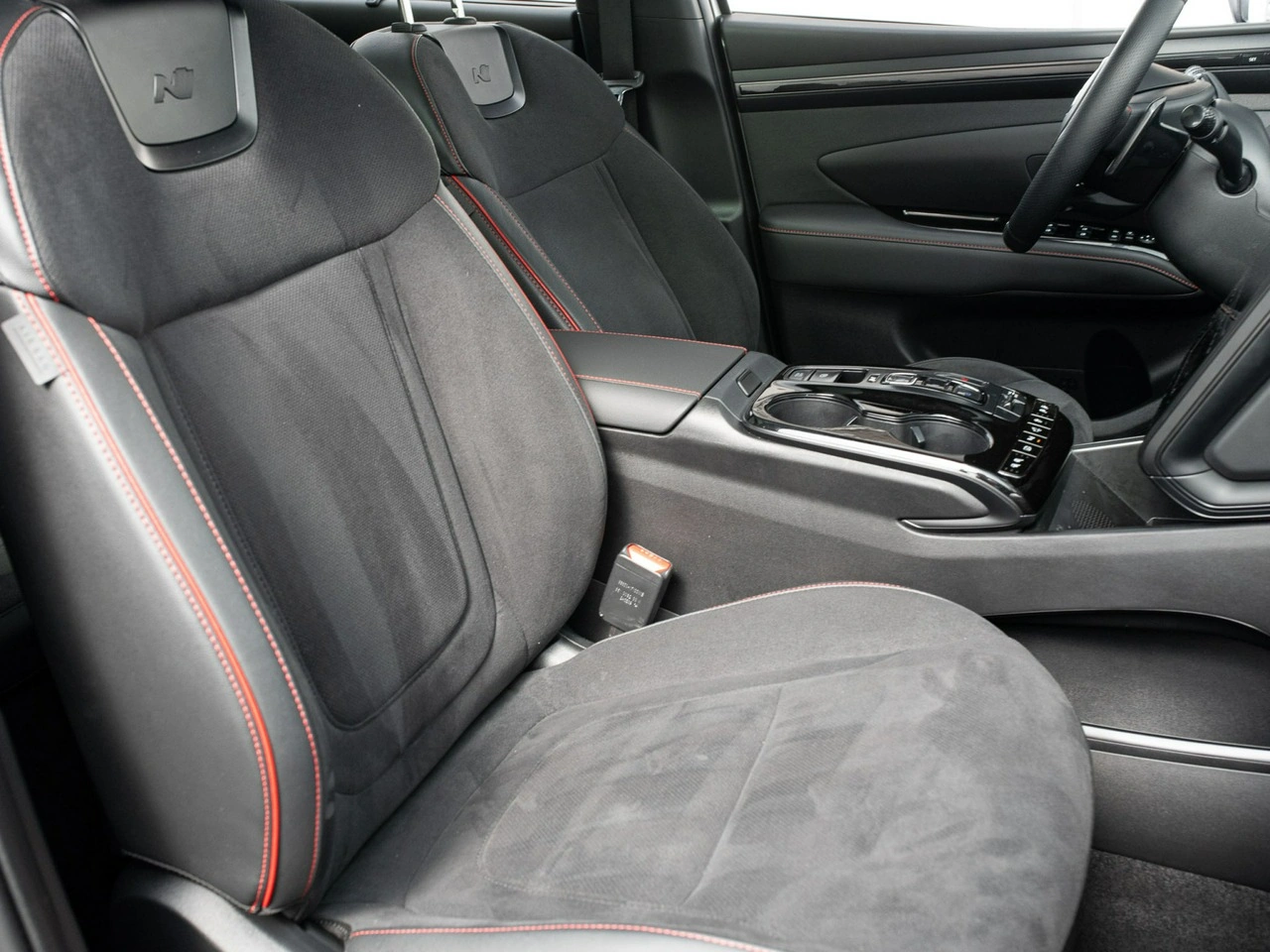 Hyundai Tucson - Zdjęcie 29