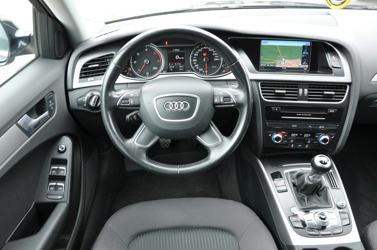 Audi A4 - Zdjęcie 22