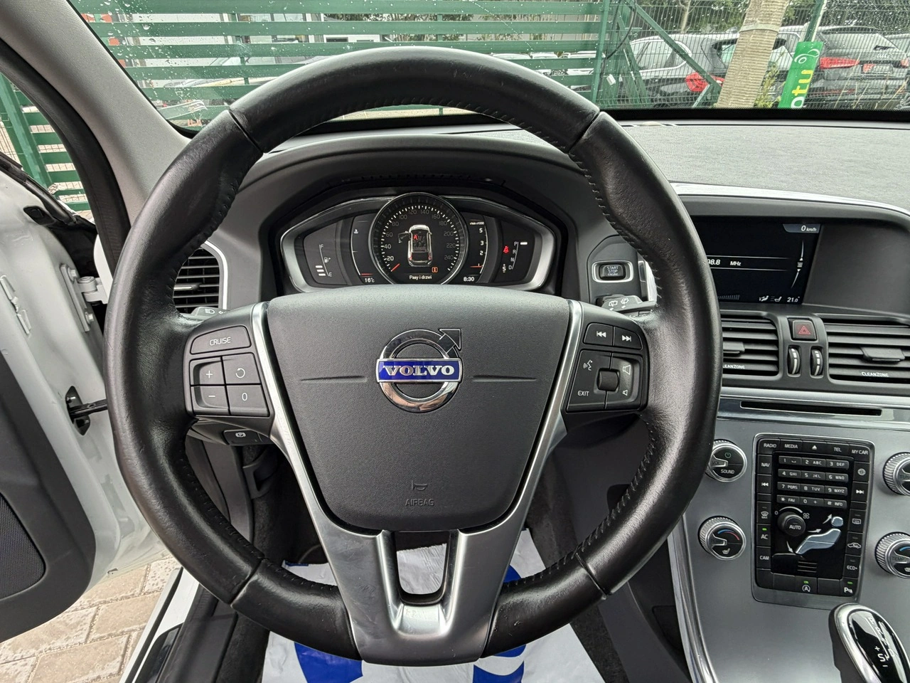 Volvo XC 60 - Zdjęcie 20