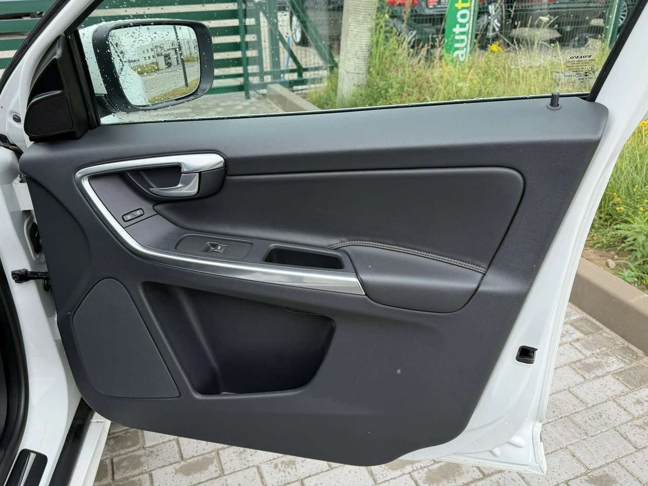Volvo XC 60 - Zdjęcie 31