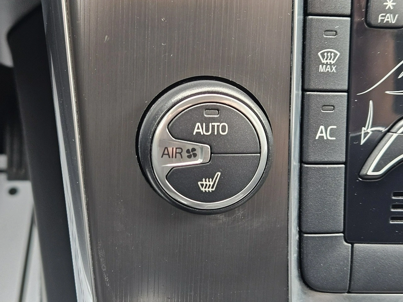 Volvo V40 - Zdjęcie 11