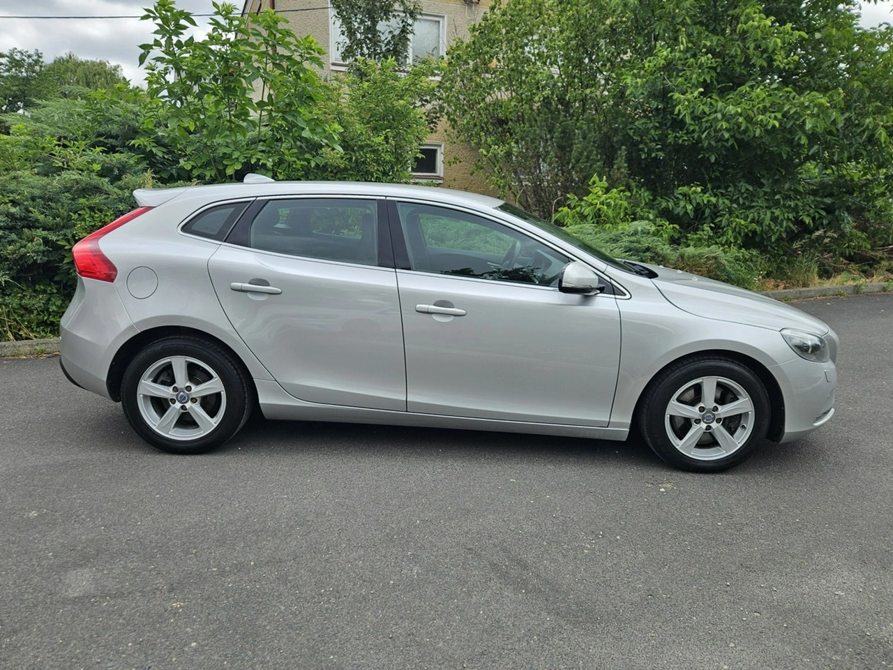Volvo V40 - Zdjęcie 4