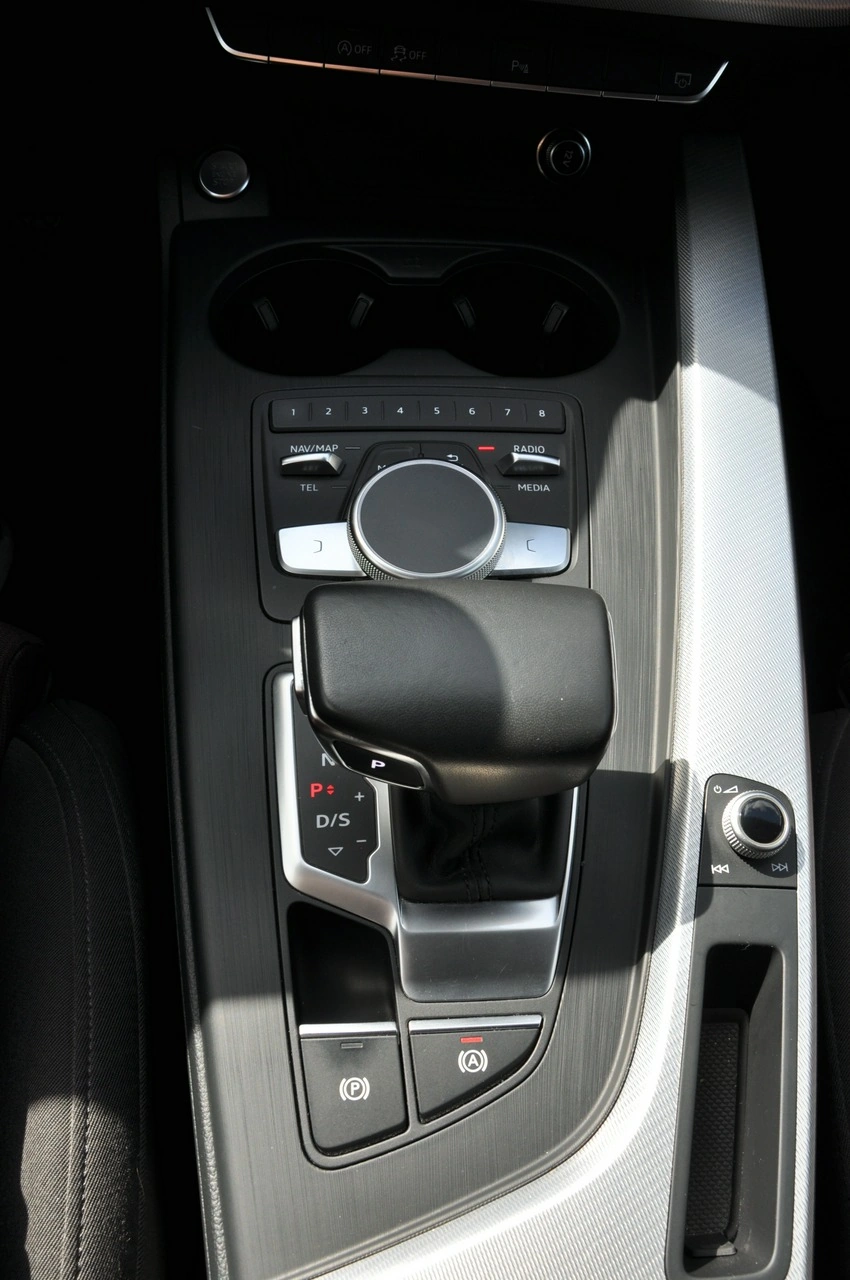Audi A4 - Zdjęcie 17