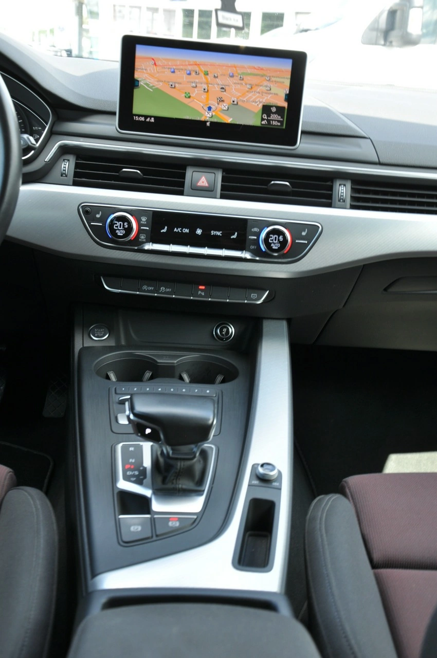 Audi A4 - Zdjęcie 23