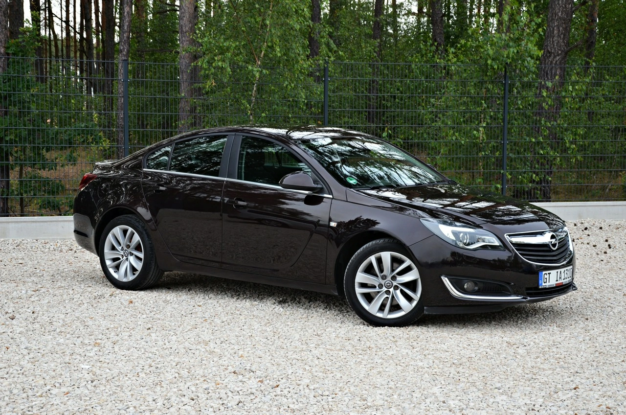 Opel Insignia - Zdjęcie 11