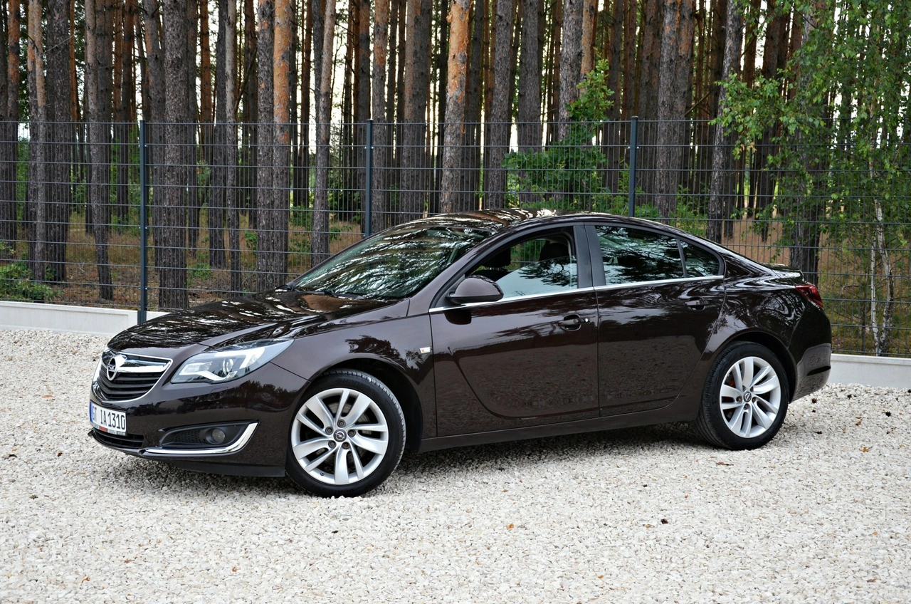 Opel Insignia - Zdjęcie 16