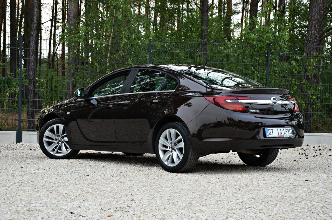 Opel Insignia - Zdjęcie 18