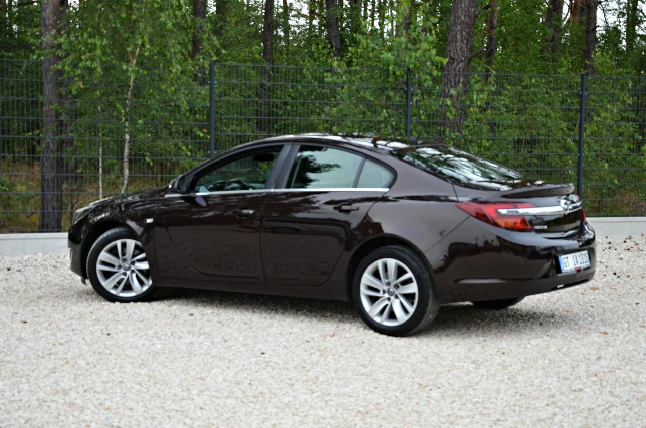 Opel Insignia - Zdjęcie 19