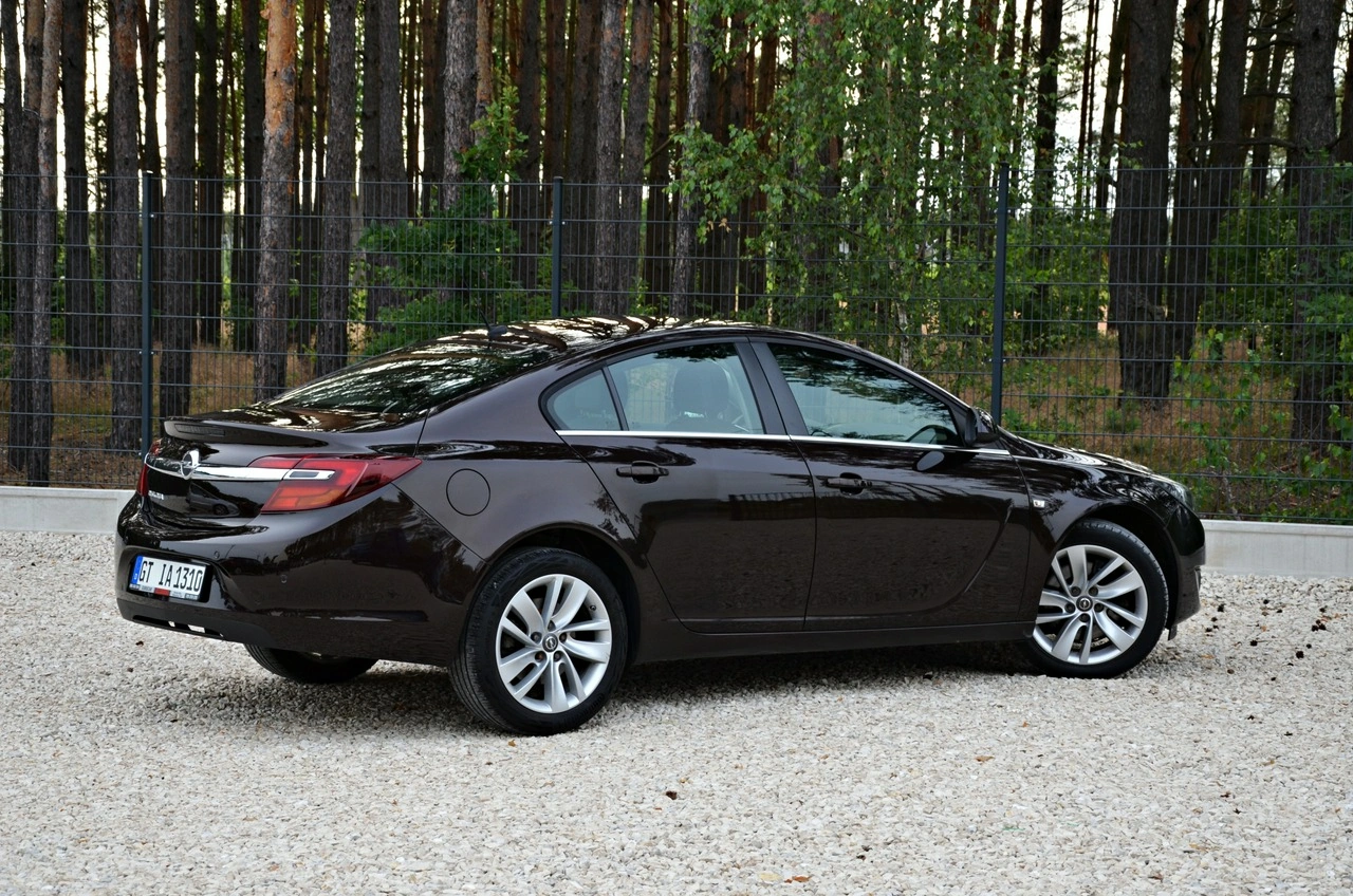 Opel Insignia - Zdjęcie 23