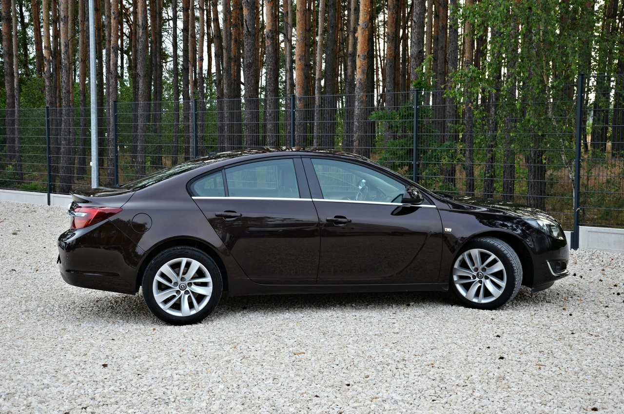 Opel Insignia - Zdjęcie 25