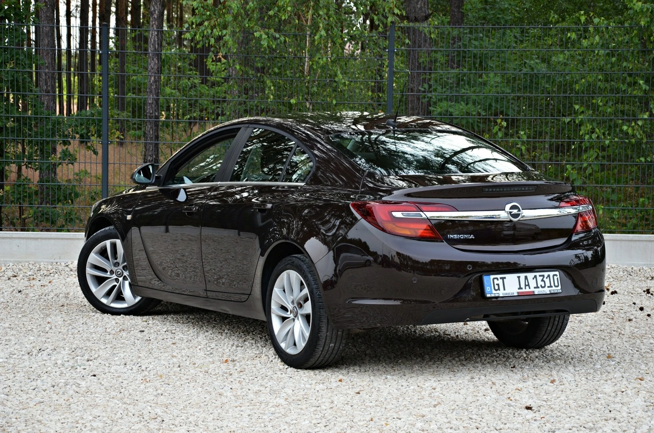 Opel Insignia - Zdjęcie 2