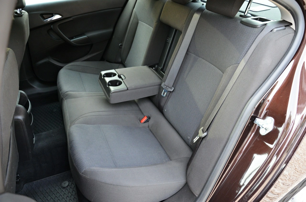 Opel Insignia - Zdjęcie 30