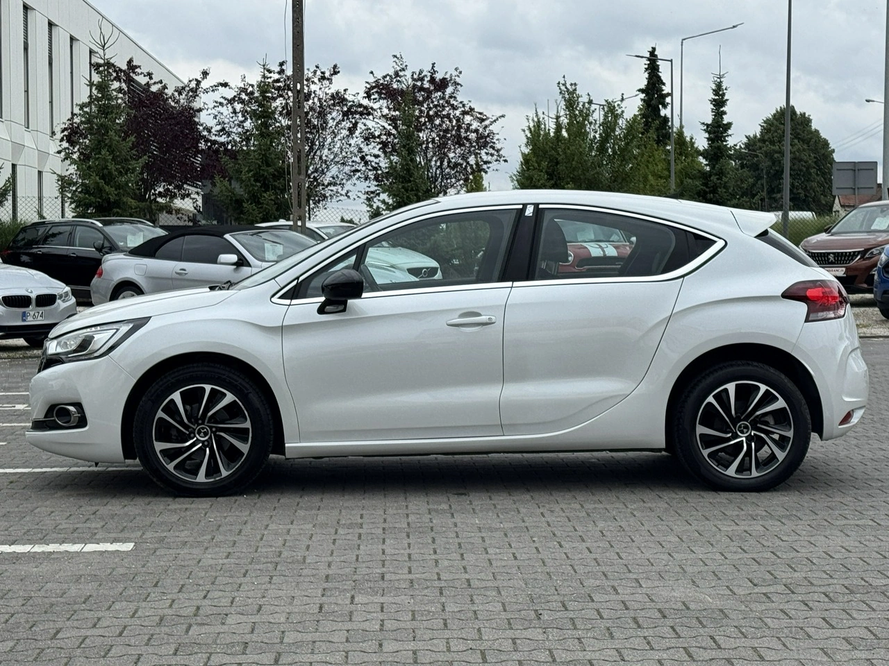 DS Automobiles DS 4 - Zdjęcie 3