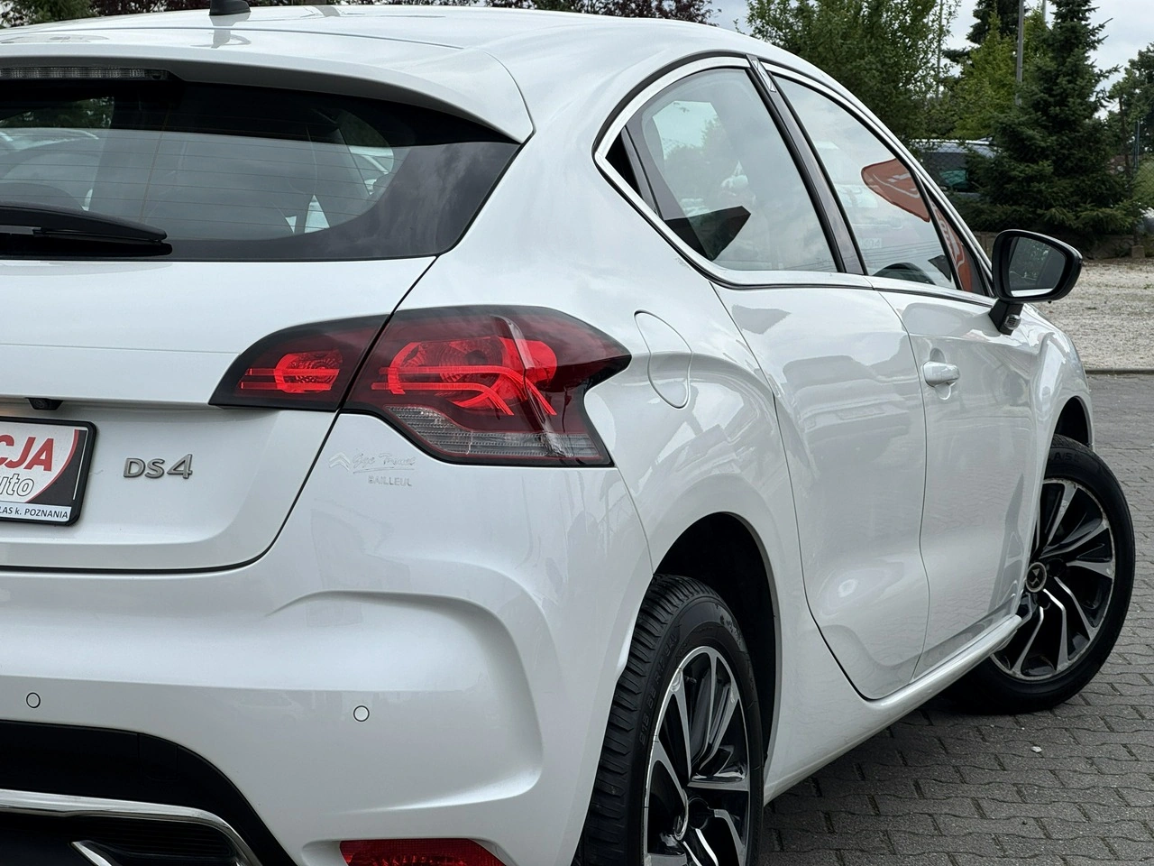 DS Automobiles DS 4 - Zdjęcie 7