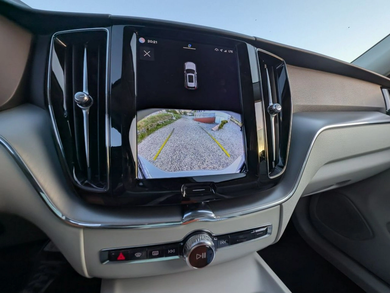 Volvo XC 60 - Zdjęcie 14