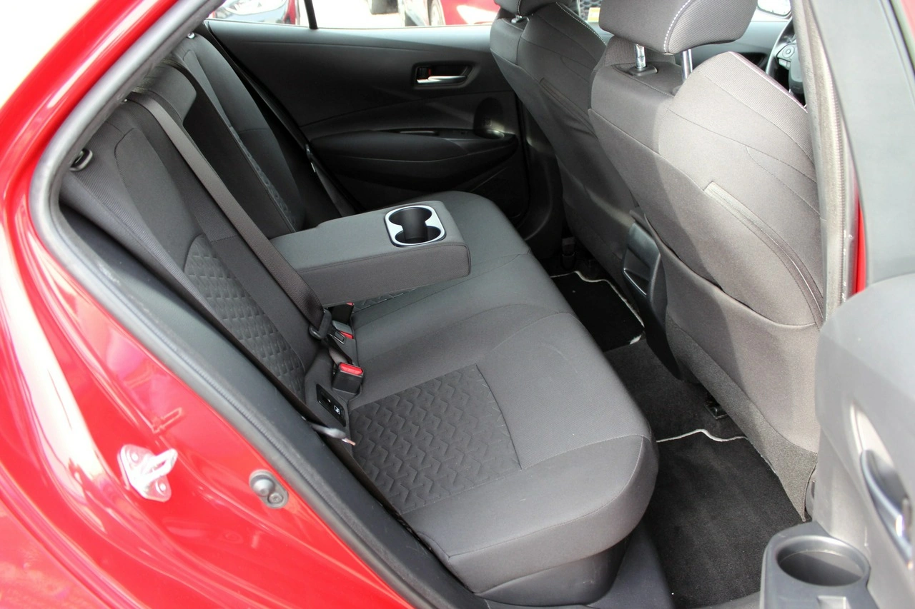 Toyota Corolla - Zdjęcie 9