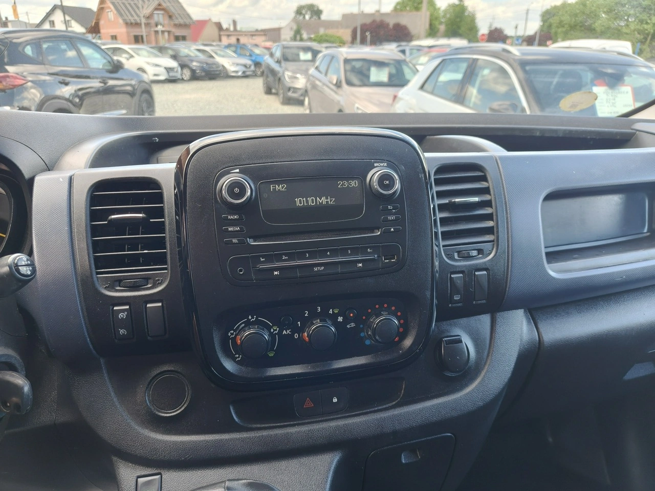 Opel Vivaro - Zdjęcie 9