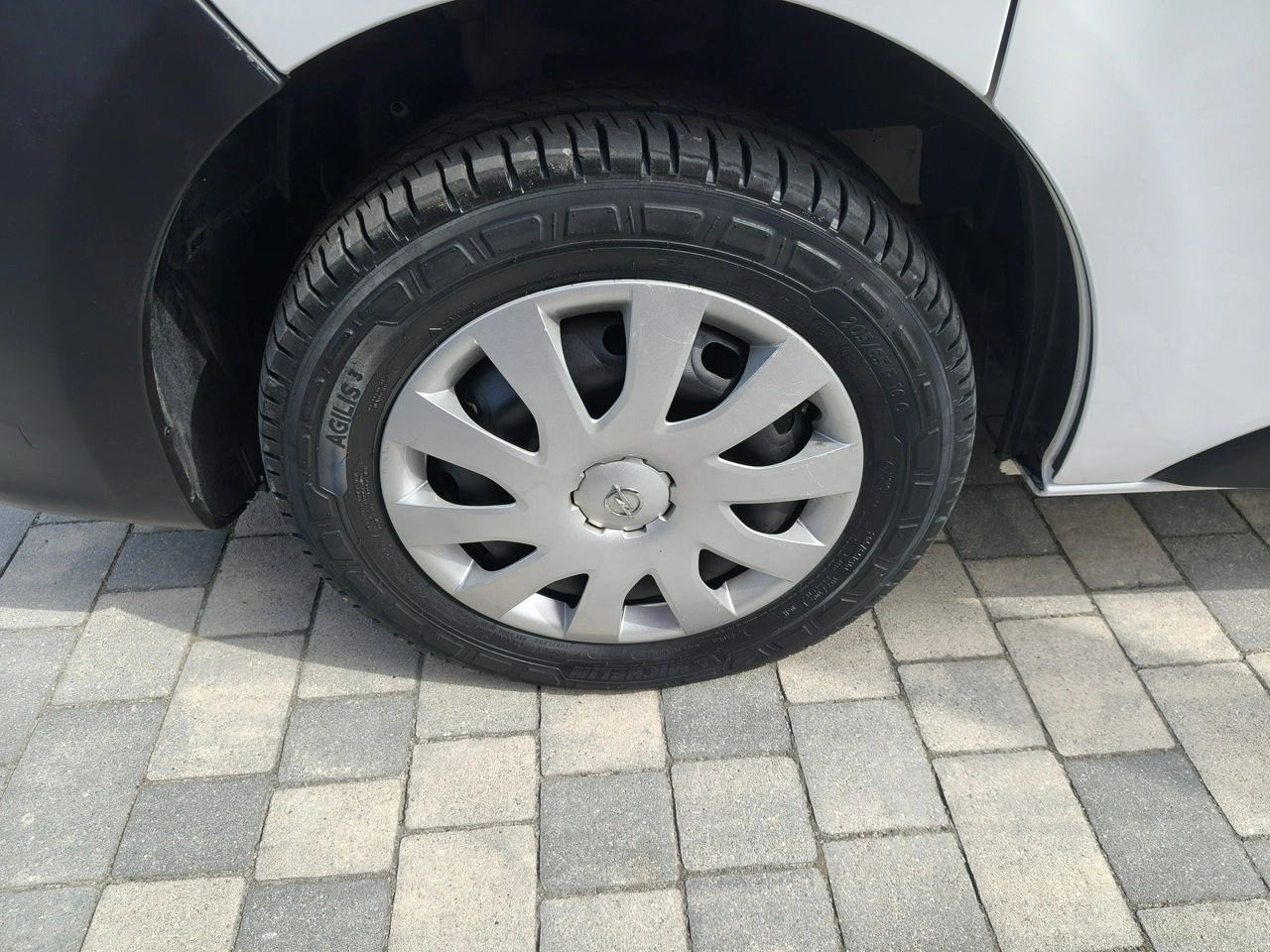 Opel Vivaro - Zdjęcie 24
