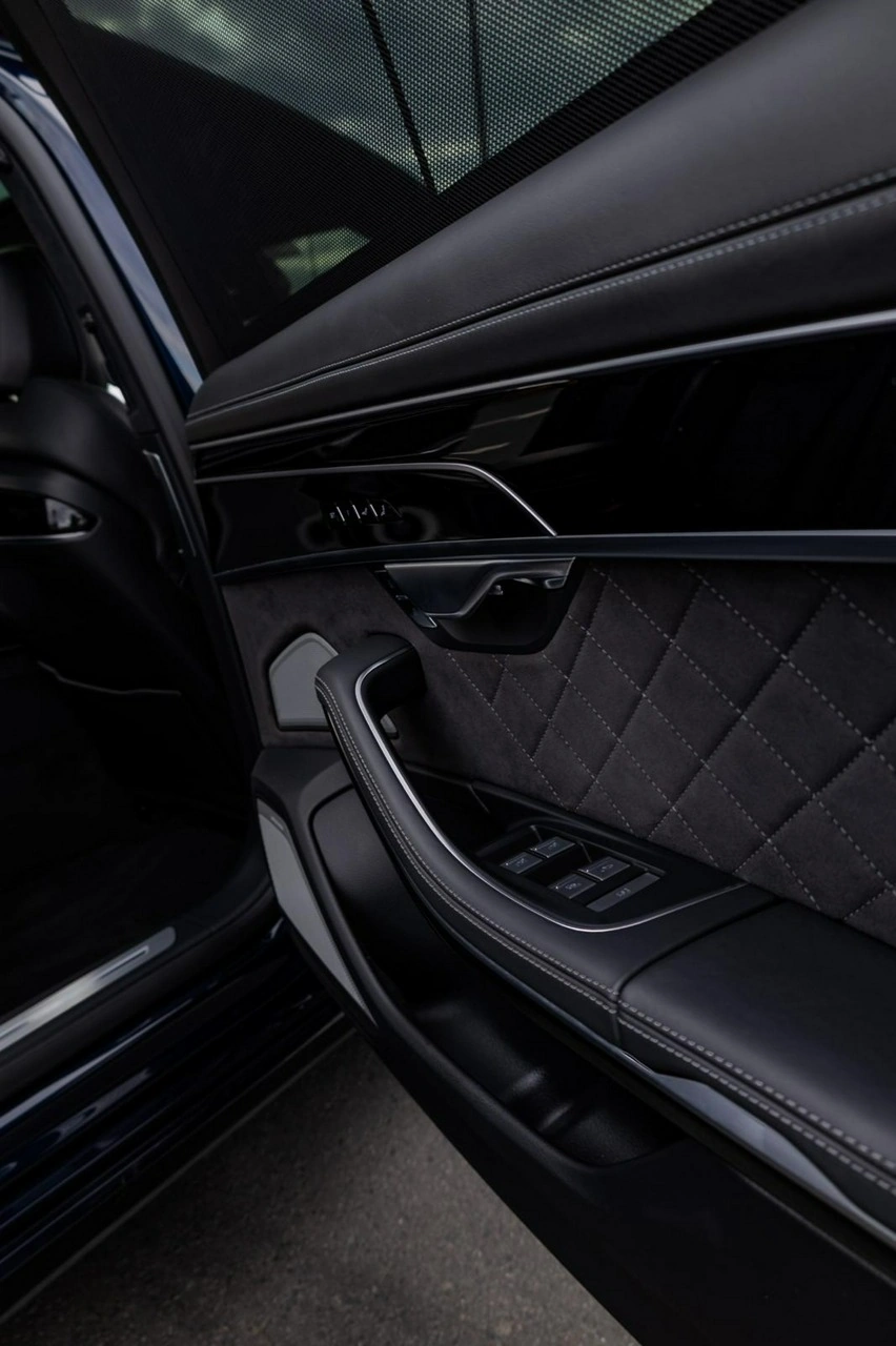 Audi S8 - Zdjęcie 17