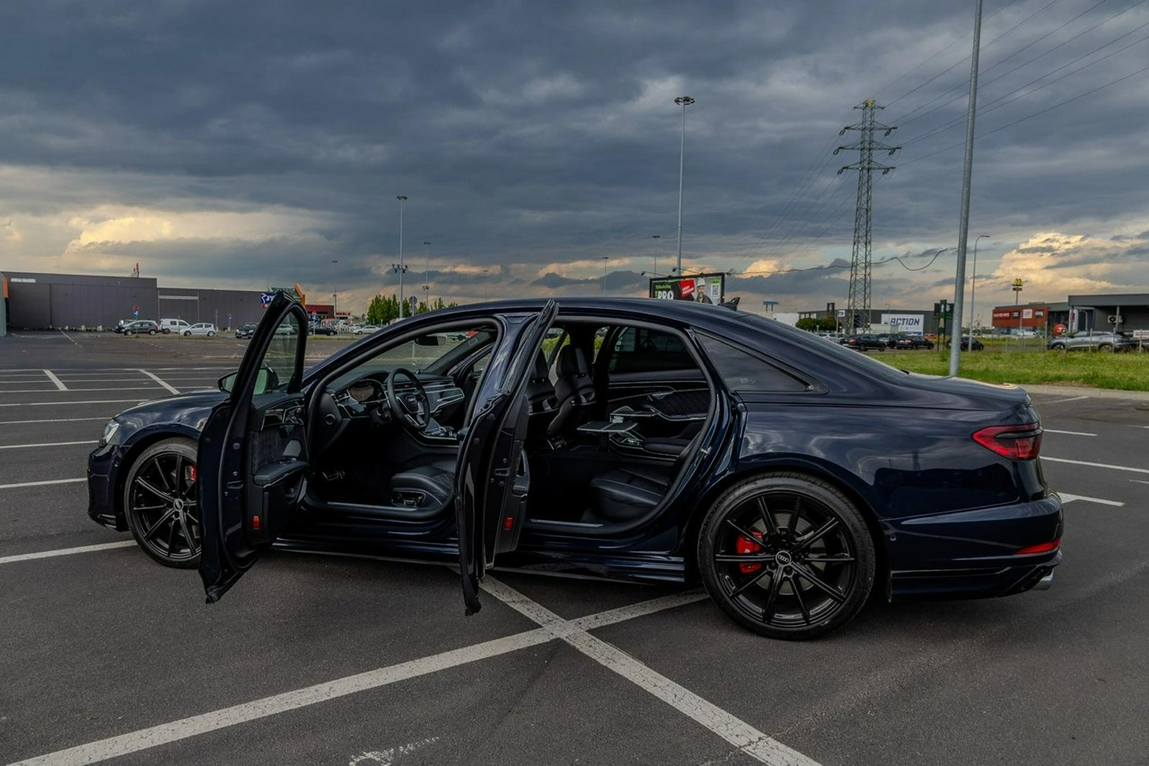 Audi S8 - Zdjęcie 3