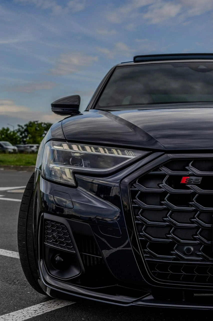 Audi S8 - Zdjęcie 5