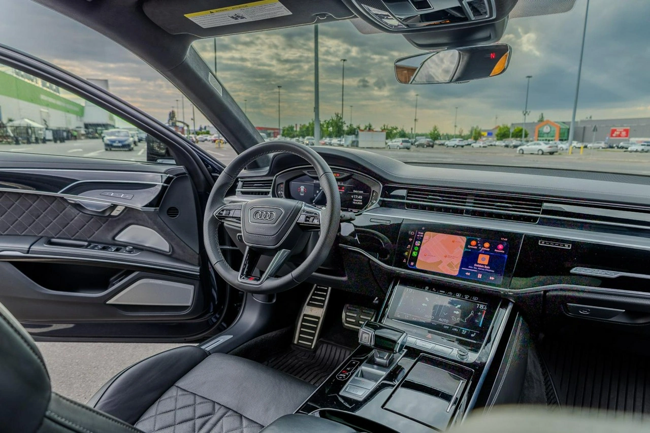 Audi S8 - Zdjęcie 8