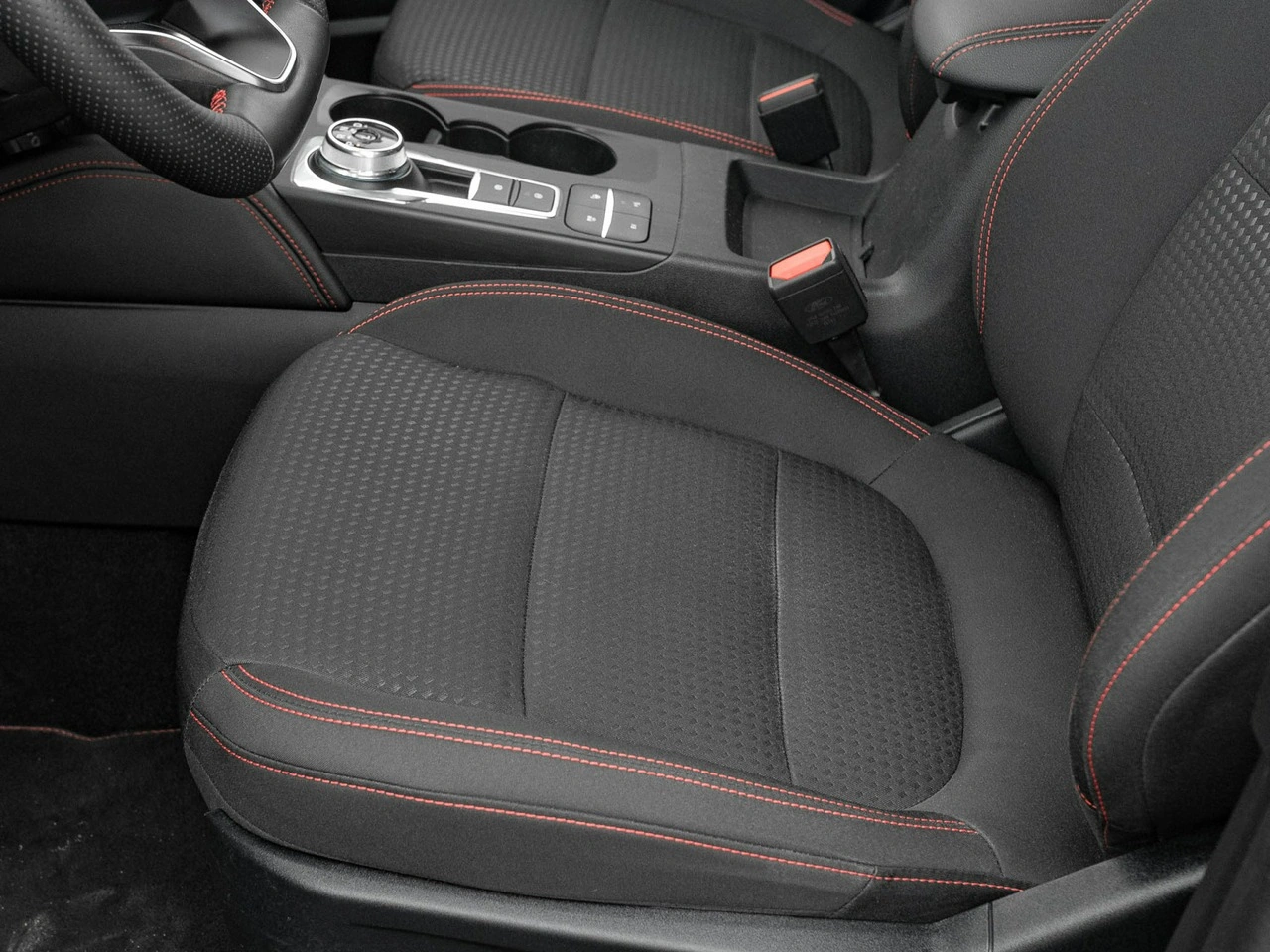 Ford Kuga - Zdjęcie 12