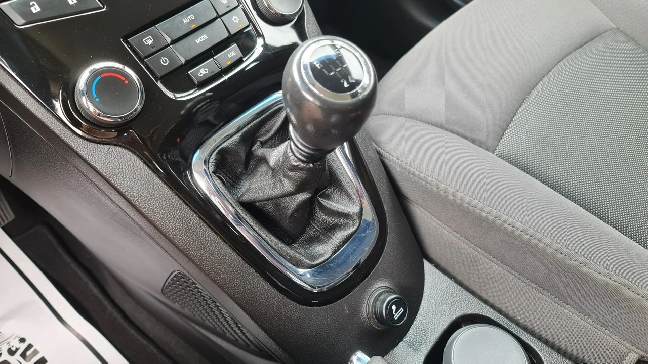 Chevrolet Orlando - Zdjęcie 23