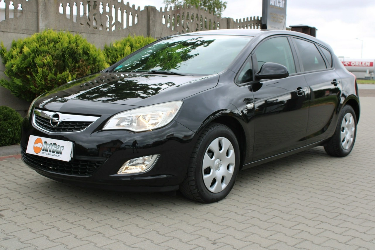 Opel Astra - Zdjęcie 11