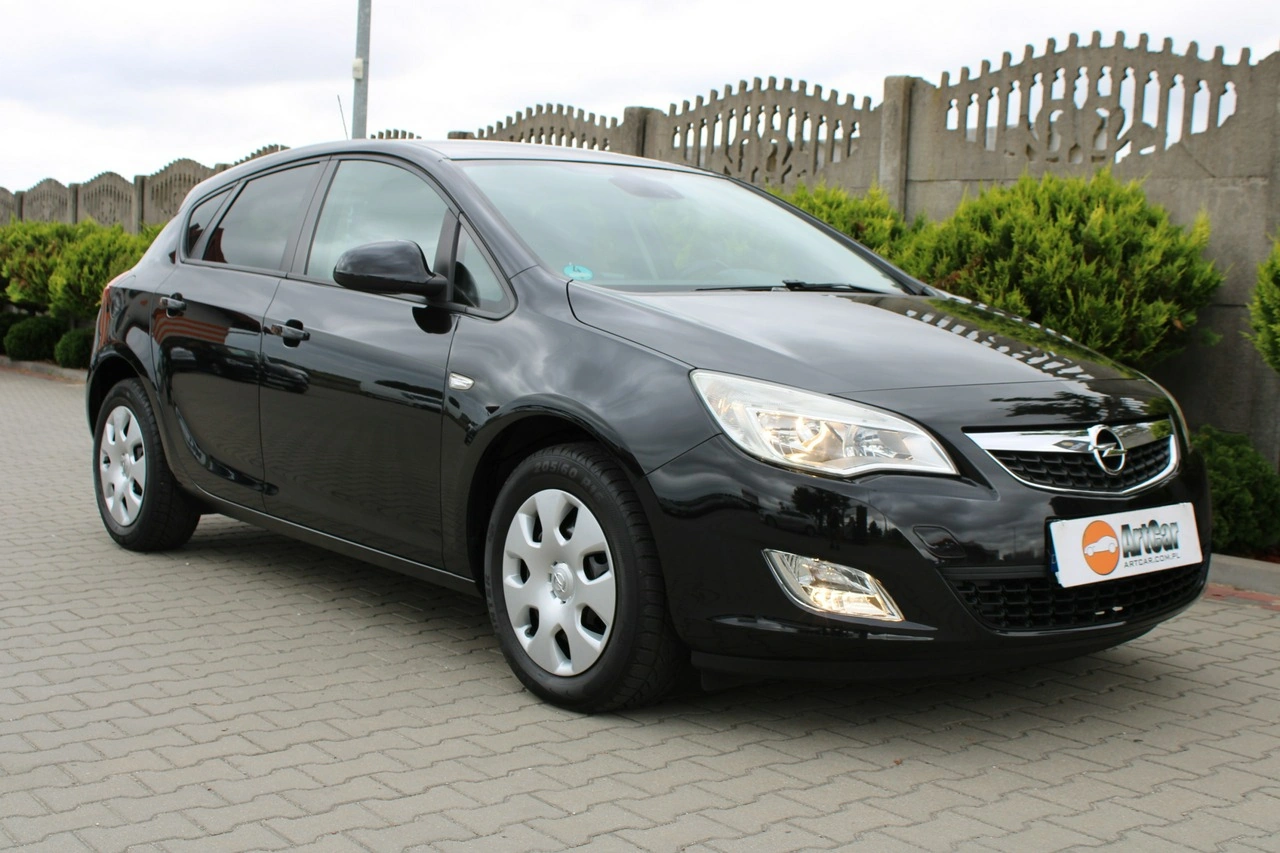 Opel Astra - Zdjęcie 12