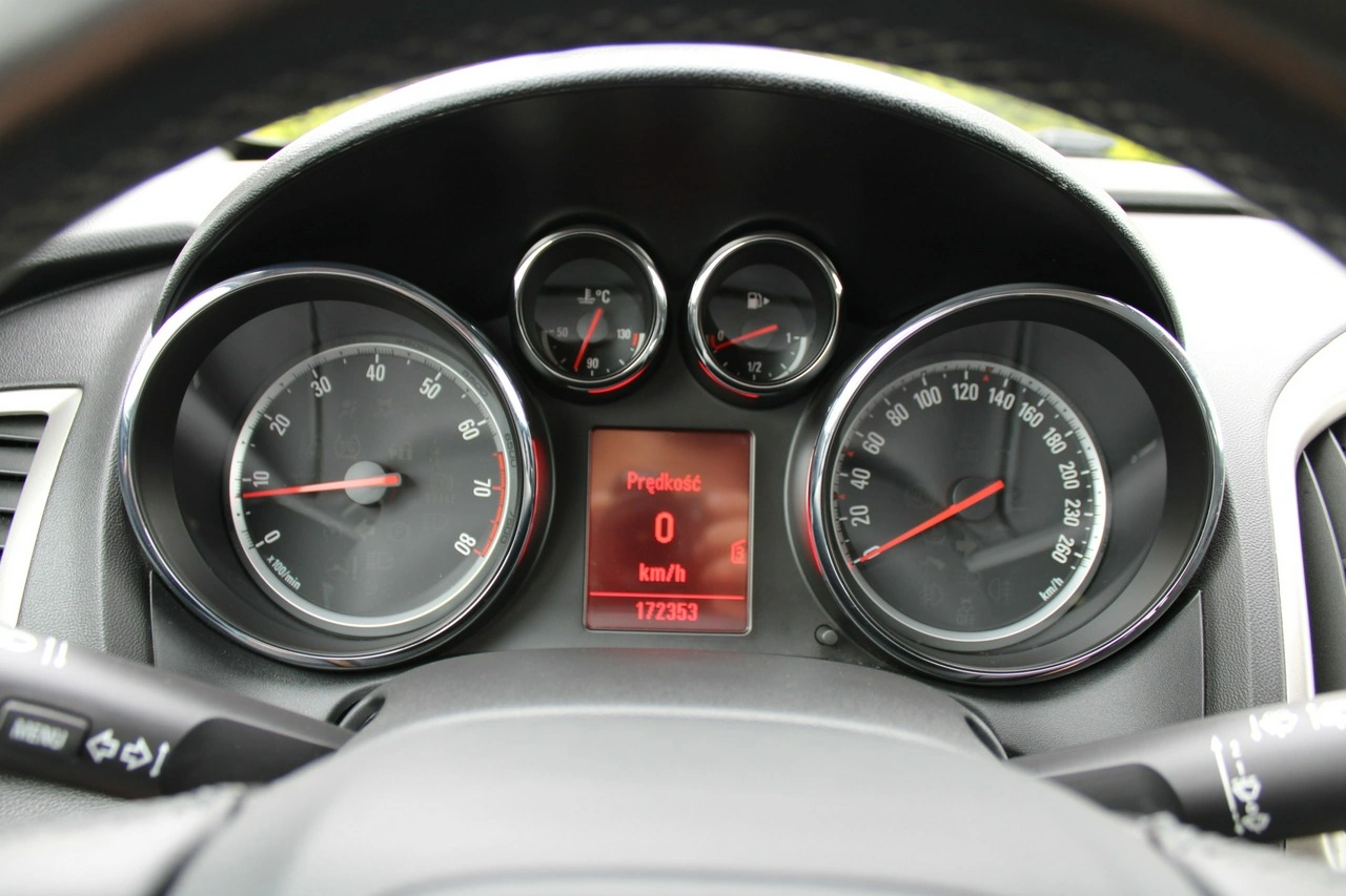 Opel Astra - Zdjęcie 17