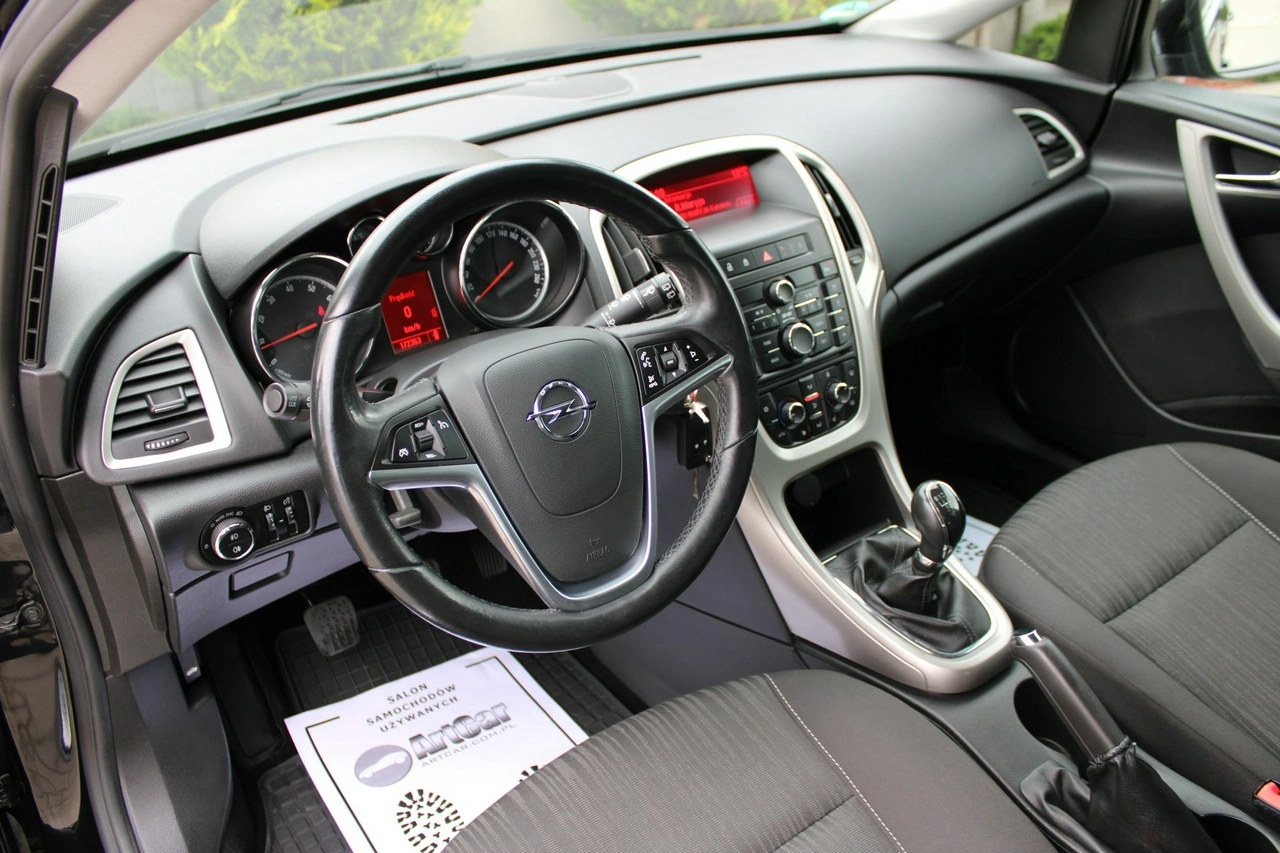 Opel Astra - Zdjęcie 19