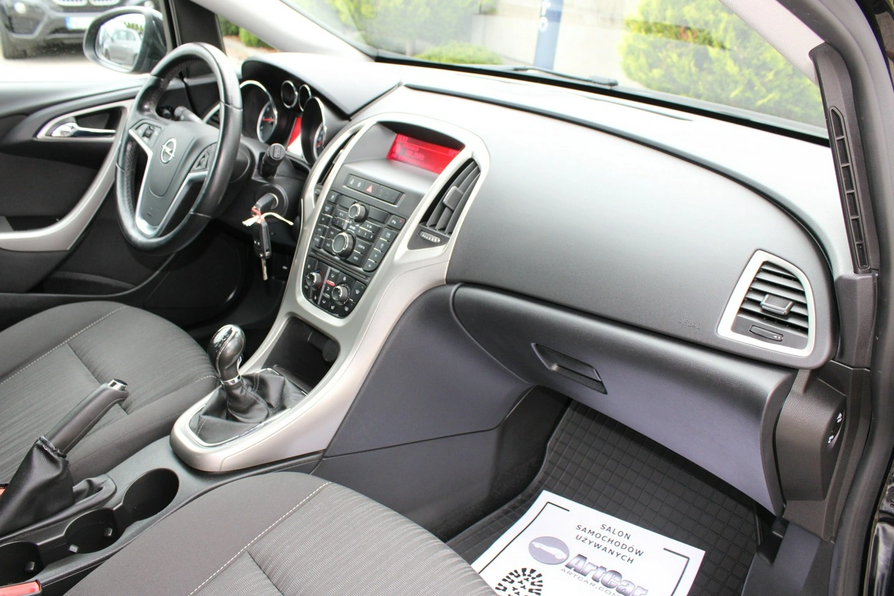 Opel Astra - Zdjęcie 27