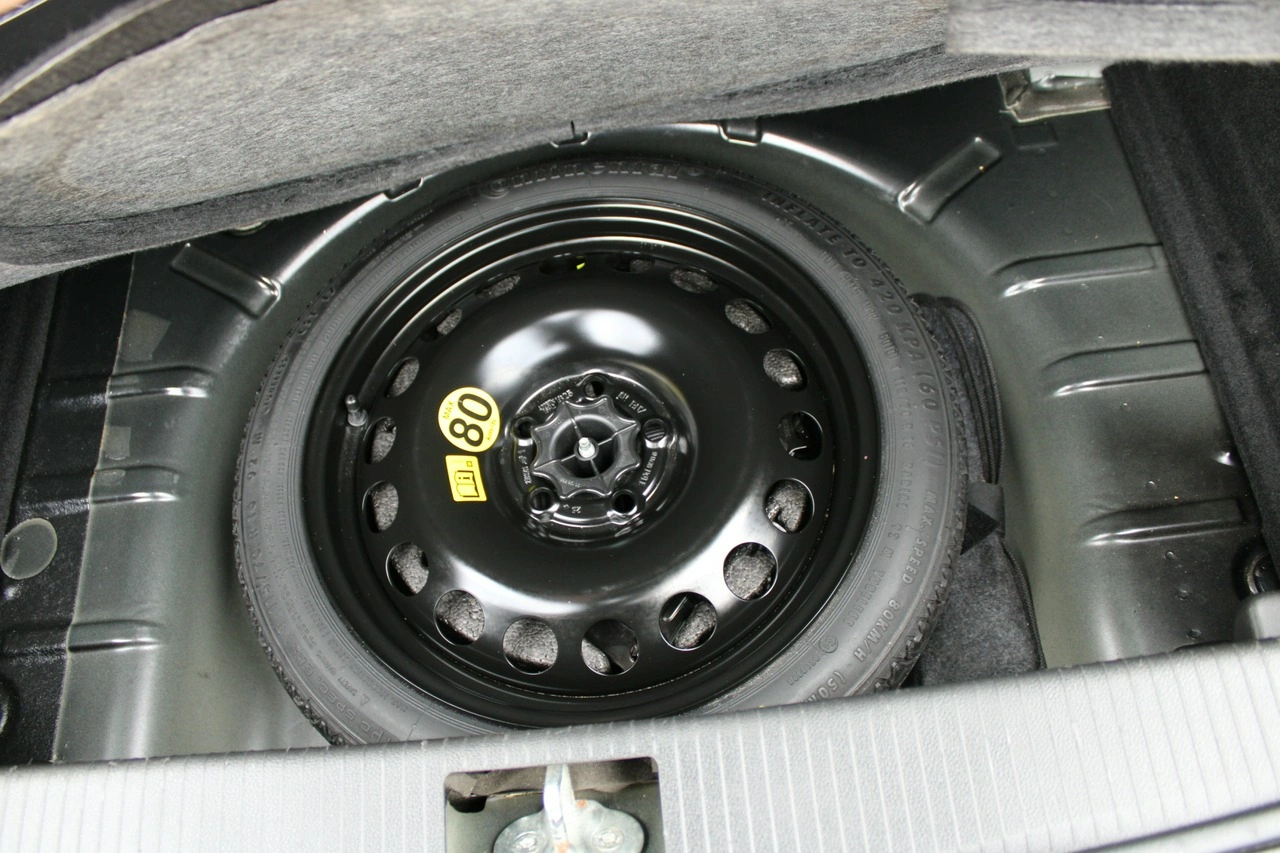 Opel Astra - Zdjęcie 32