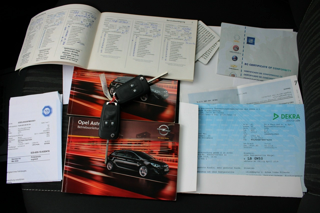 Opel Astra - Zdjęcie 33