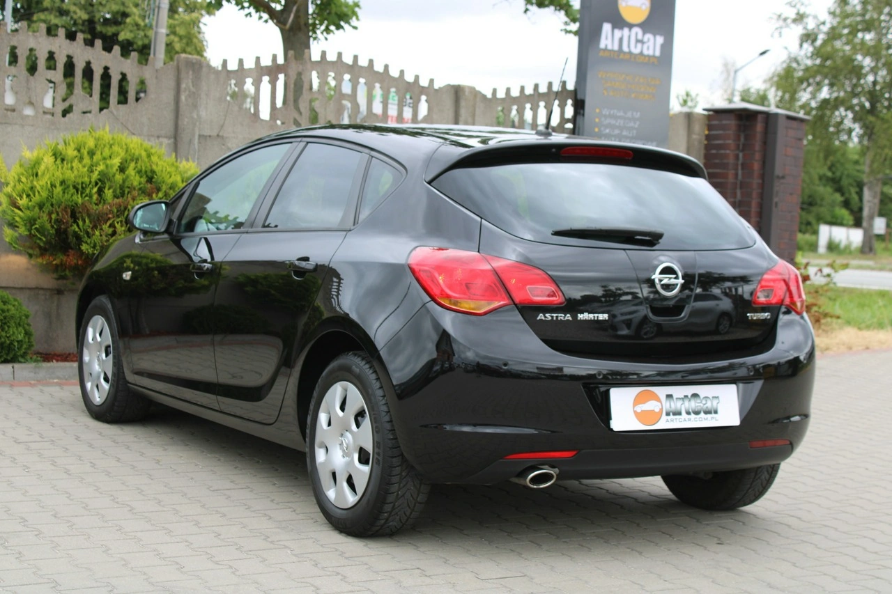 Opel Astra - Zdjęcie 6
