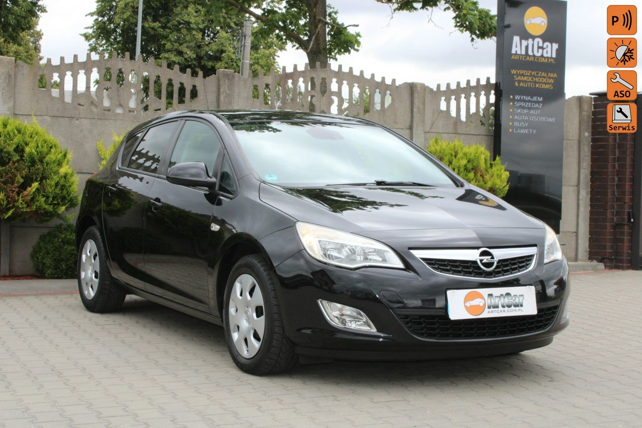 Opel Astra - Główne zdjęcie