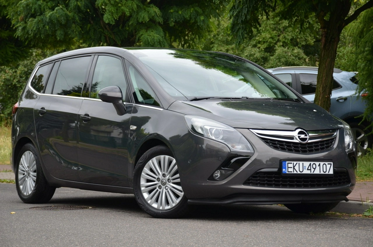 Opel Zafira - Zdjęcie 13
