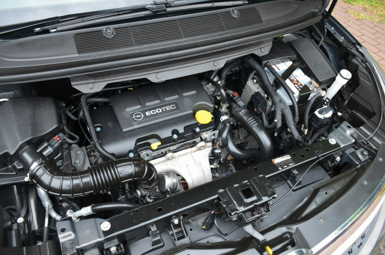 Opel Zafira - Zdjęcie 15