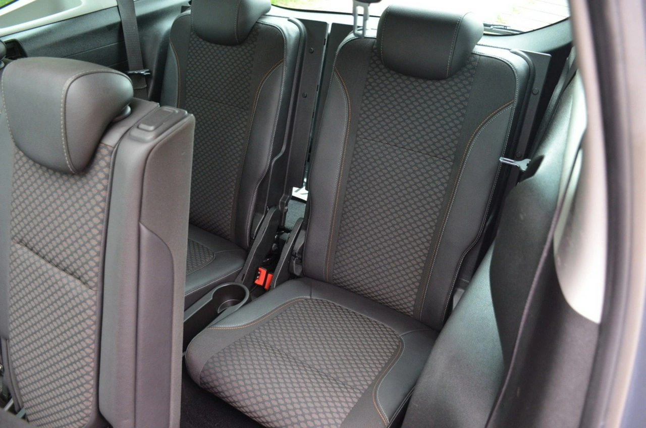 Opel Zafira - Zdjęcie 26