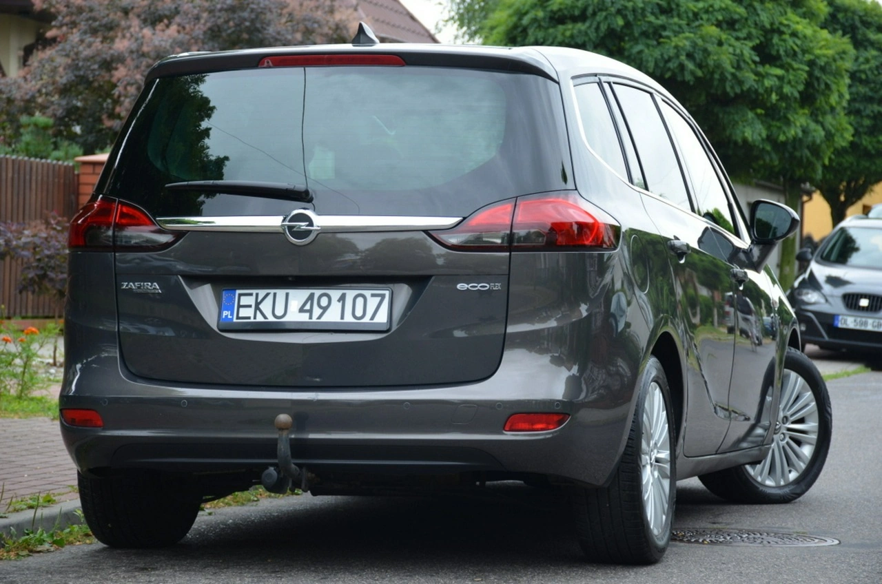 Opel Zafira - Zdjęcie 8