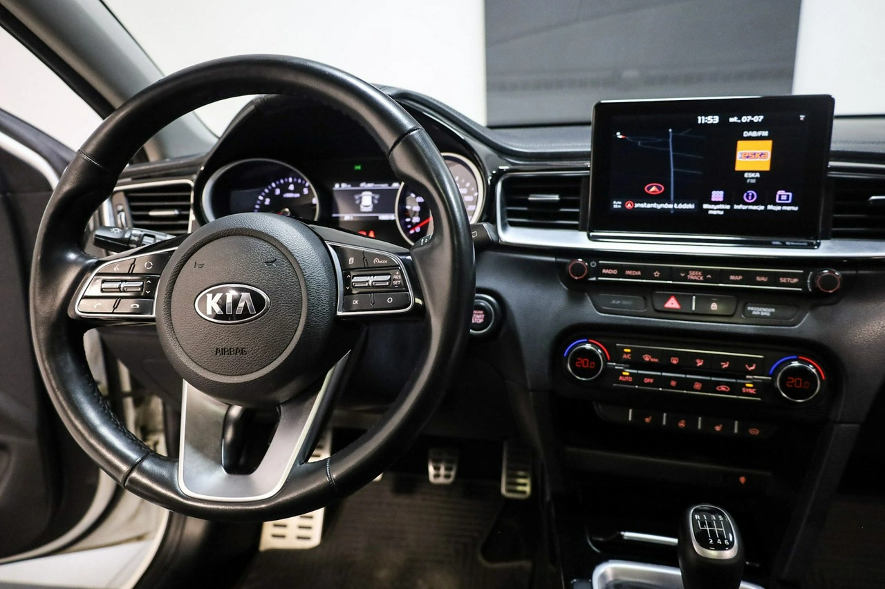 Kia Ceed - Zdjęcie 11