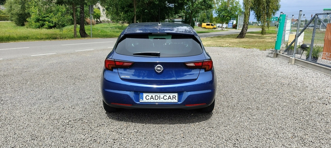 Opel Astra - Zdjęcie 4