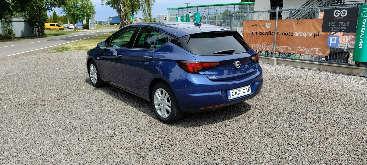 Opel Astra - Zdjęcie 5