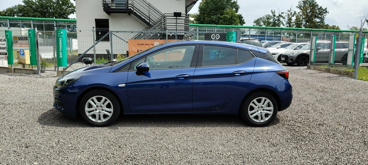 Opel Astra - Zdjęcie 6