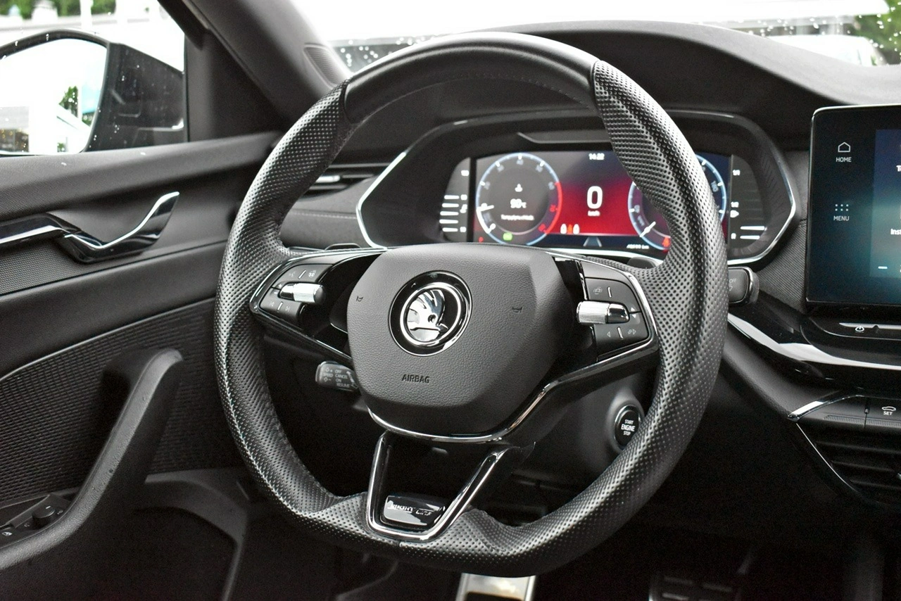 Skoda Octavia - Zdjęcie 17