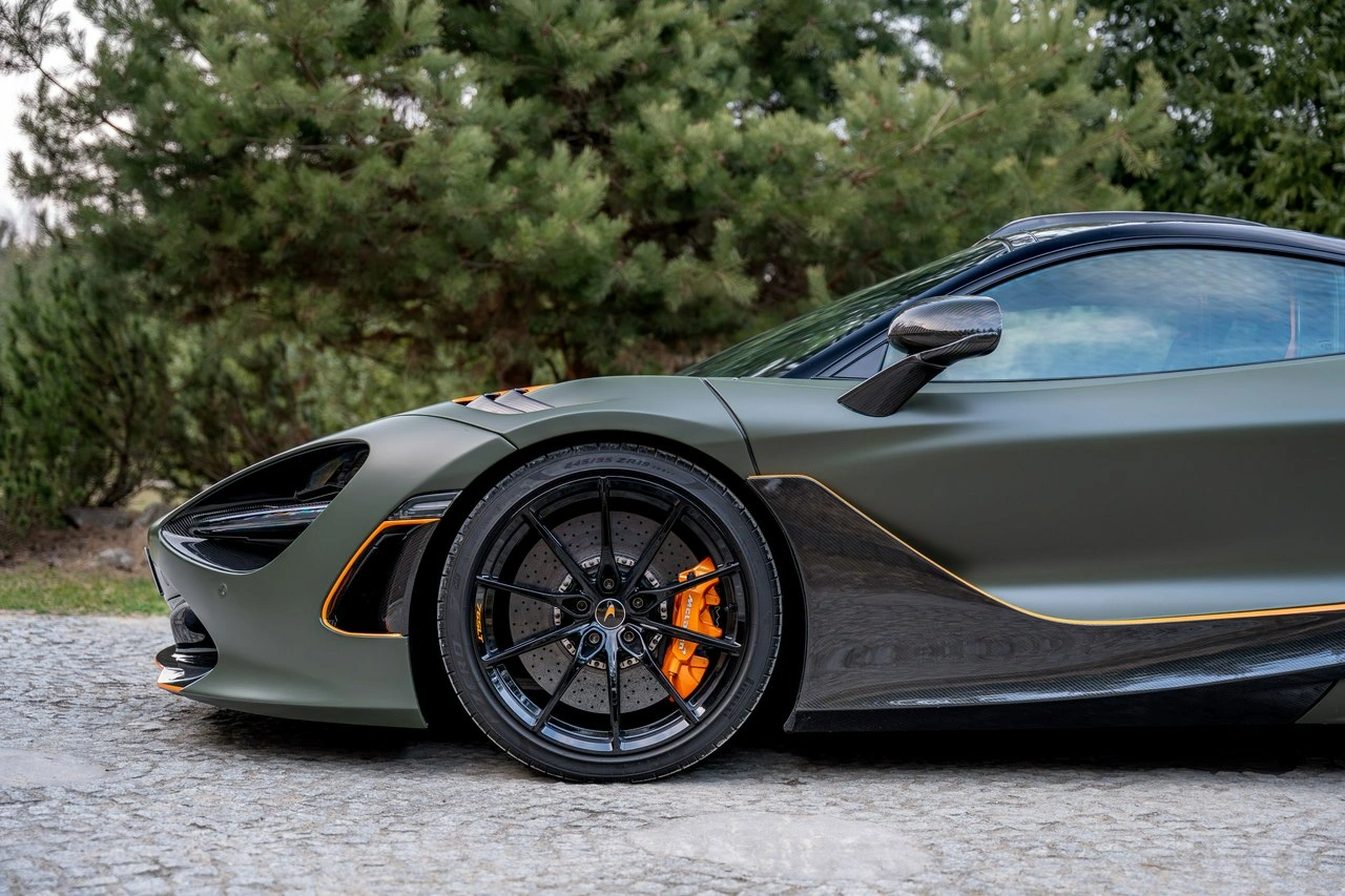 McLaren 720S Coupe - Zdjęcie 11